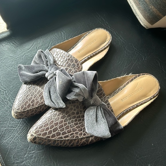Banana republic bow crocodile mules - Picture 1 of 4